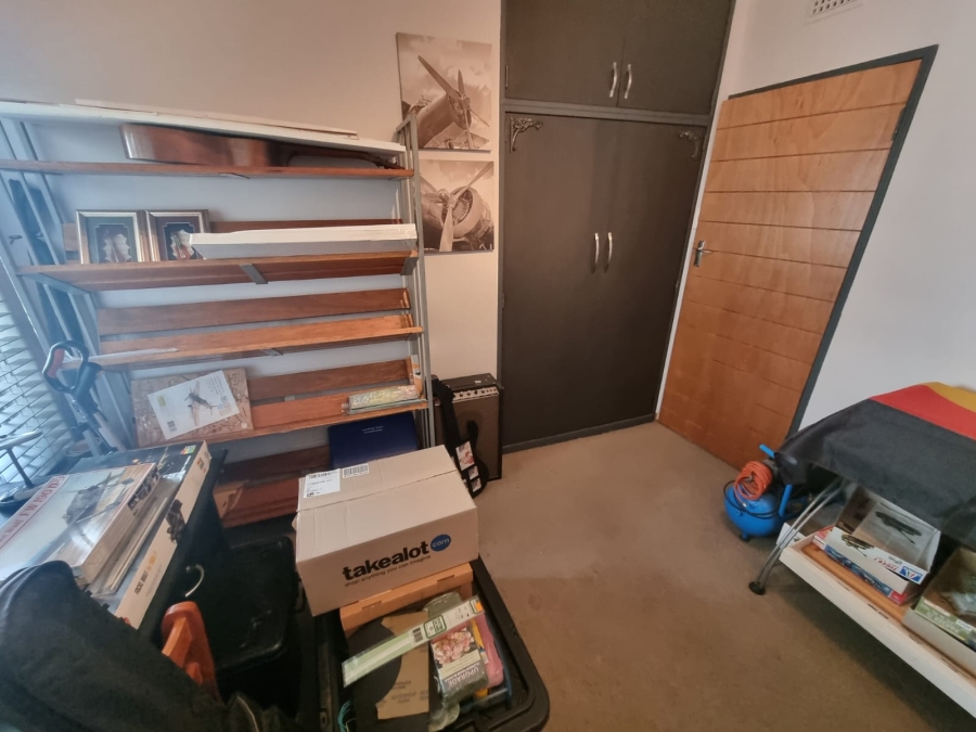 3 Bedroom Property for Sale in Freeway Park Gauteng