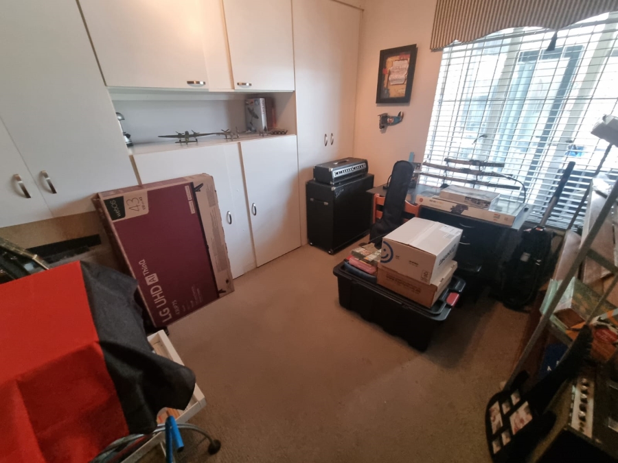 3 Bedroom Property for Sale in Freeway Park Gauteng