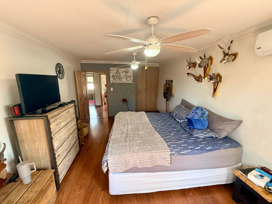 4 Bedroom Property for Sale in Blue Saddle Ranches Gauteng