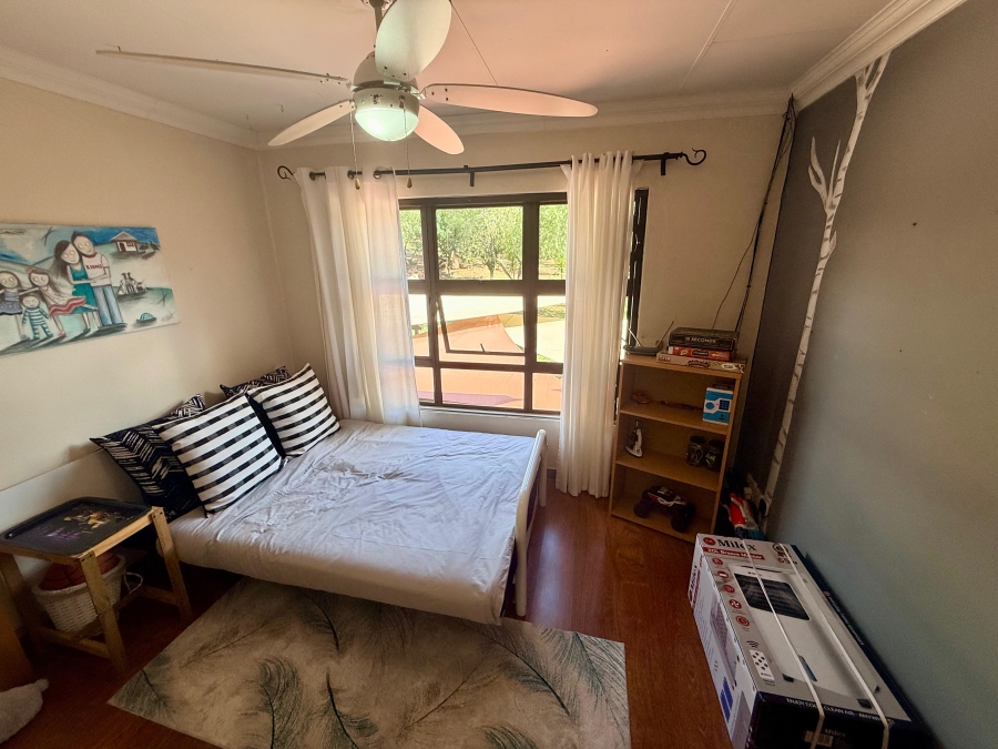 4 Bedroom Property for Sale in Blue Saddle Ranches Gauteng