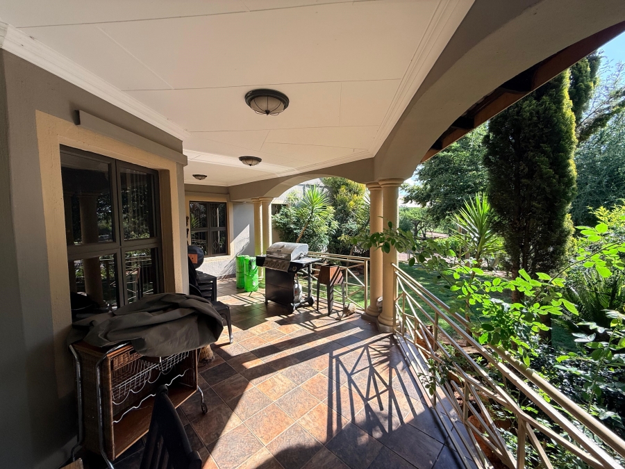 4 Bedroom Property for Sale in Blue Saddle Ranches Gauteng