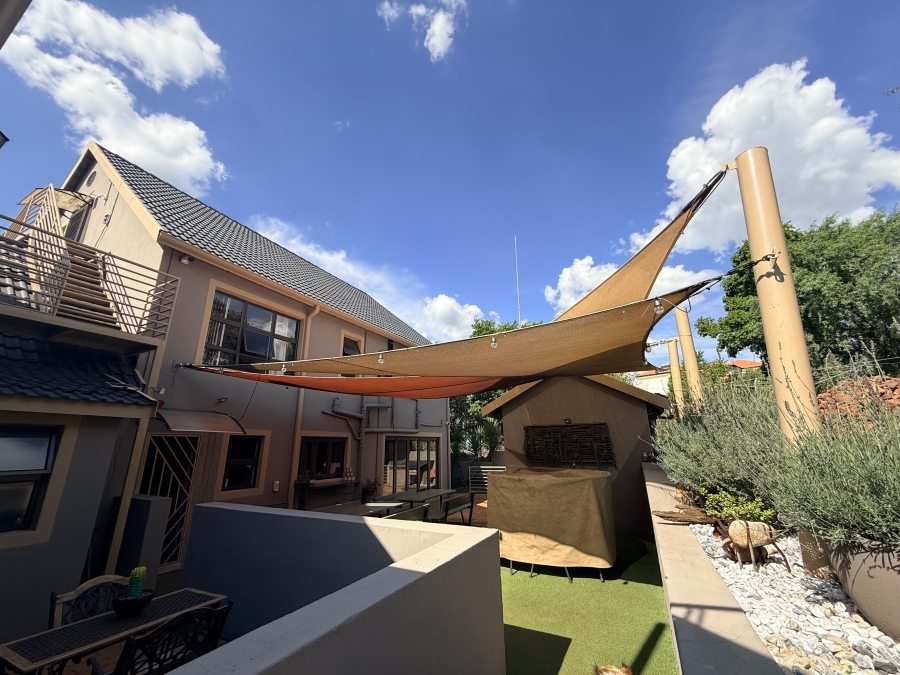 4 Bedroom Property for Sale in Blue Saddle Ranches Gauteng