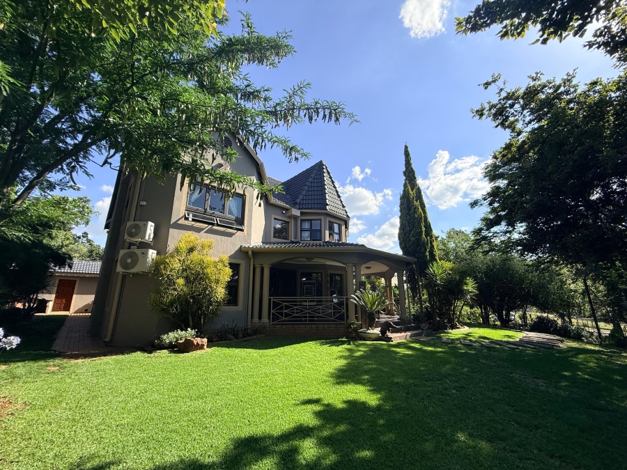 4 Bedroom Property for Sale in Blue Saddle Ranches Gauteng