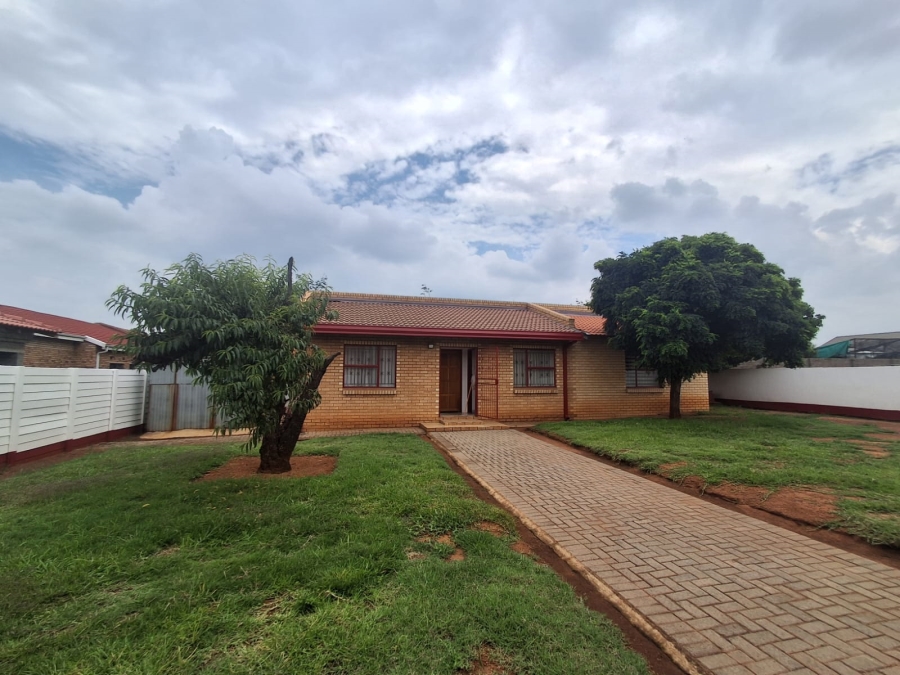 4 Bedroom Property for Sale in Meyerton Park Gauteng