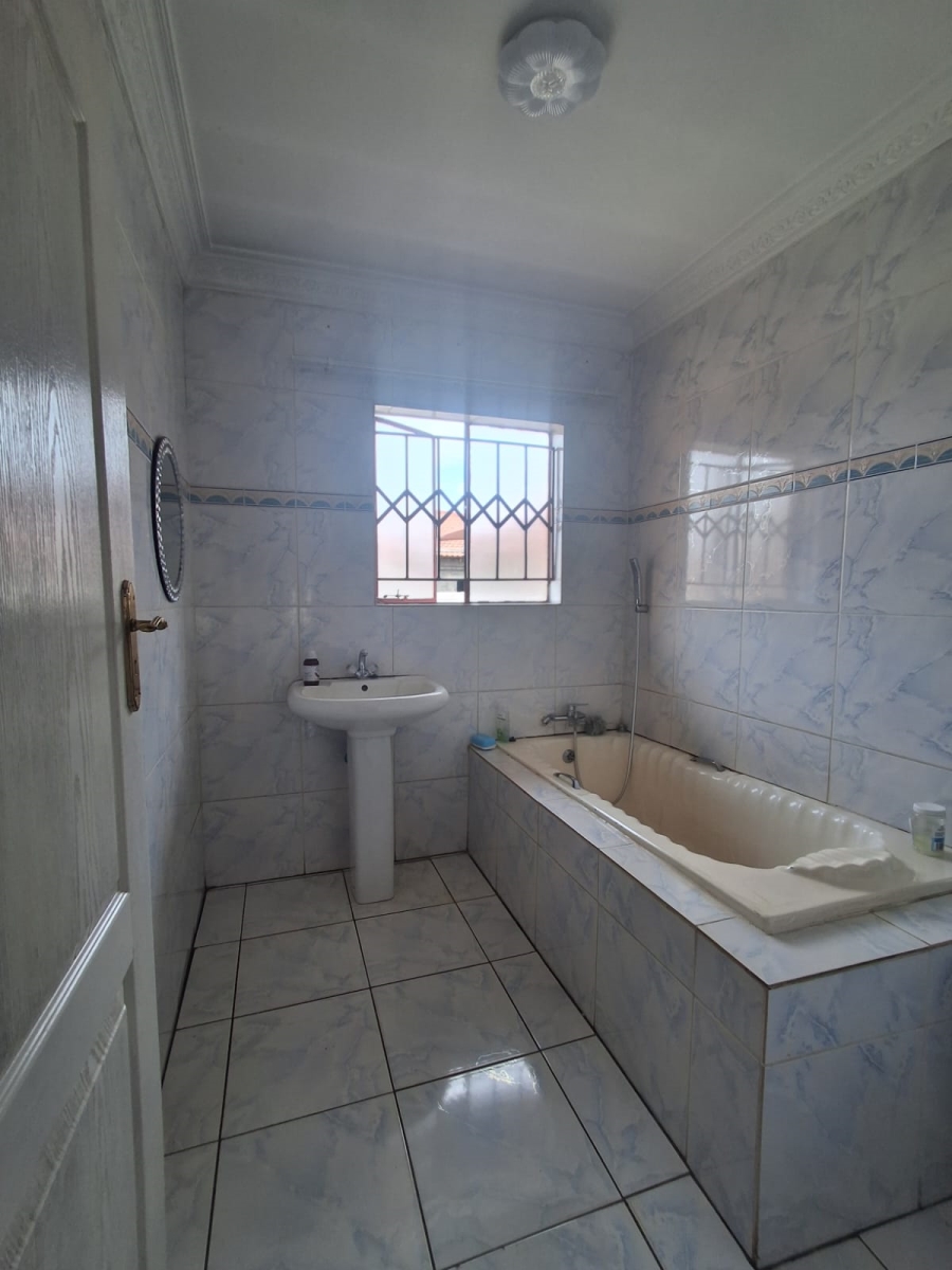 4 Bedroom Property for Sale in Meyerton Park Gauteng