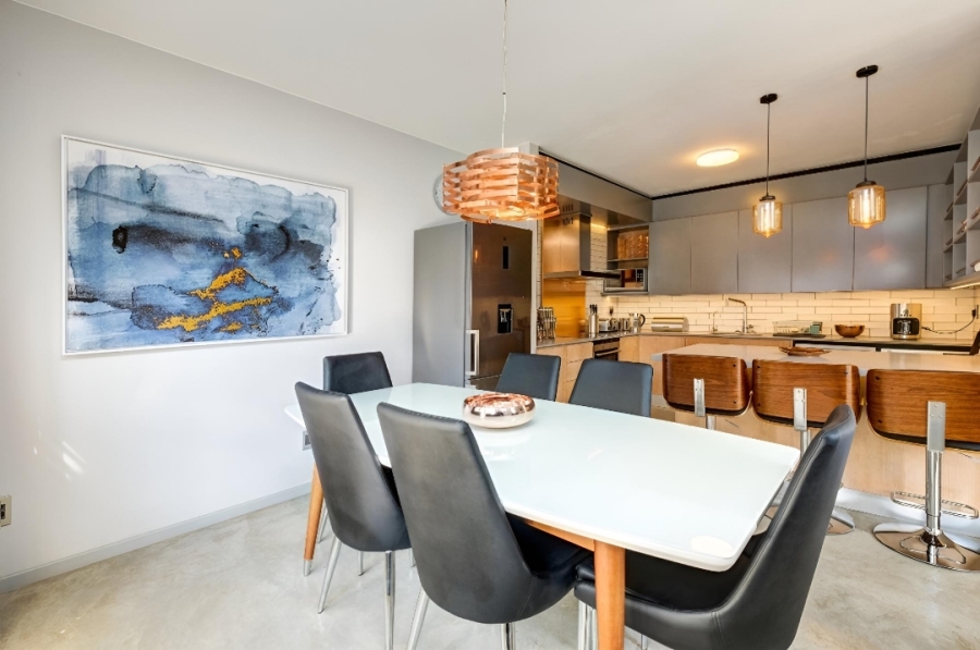 To Let 2 Bedroom Property for Rent in Sandown Gauteng