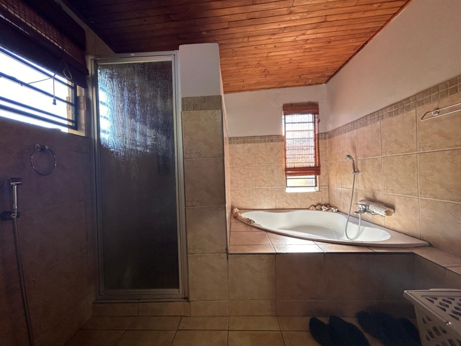 3 Bedroom Property for Sale in Valhalla Gauteng