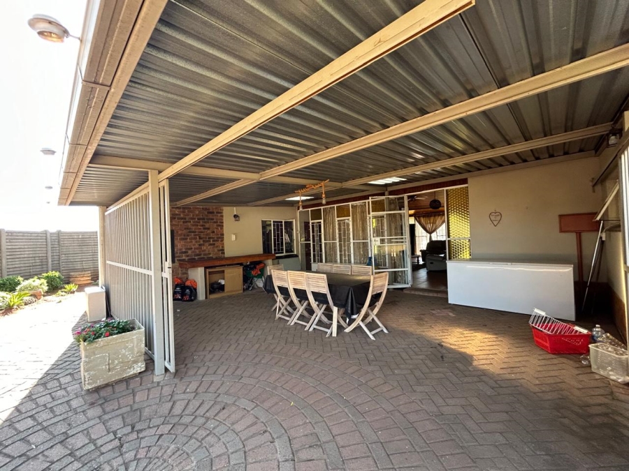 3 Bedroom Property for Sale in Valhalla Gauteng
