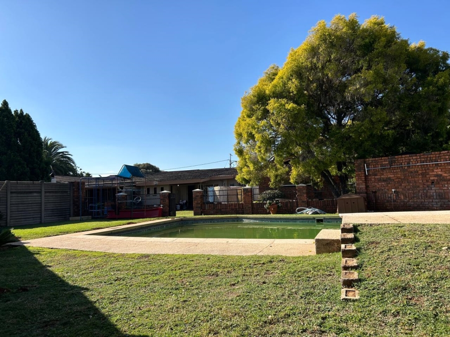 3 Bedroom Property for Sale in Valhalla Gauteng