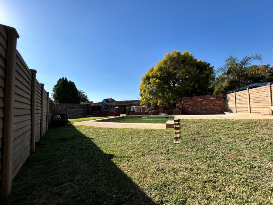 3 Bedroom Property for Sale in Valhalla Gauteng