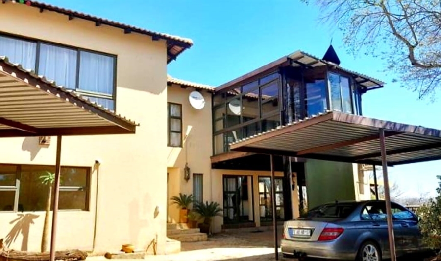 5 Bedroom Property for Sale in Roodeplaat Gauteng