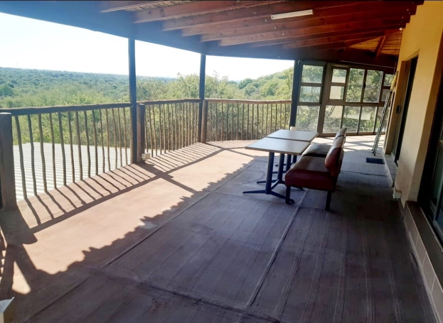 5 Bedroom Property for Sale in Roodeplaat Gauteng