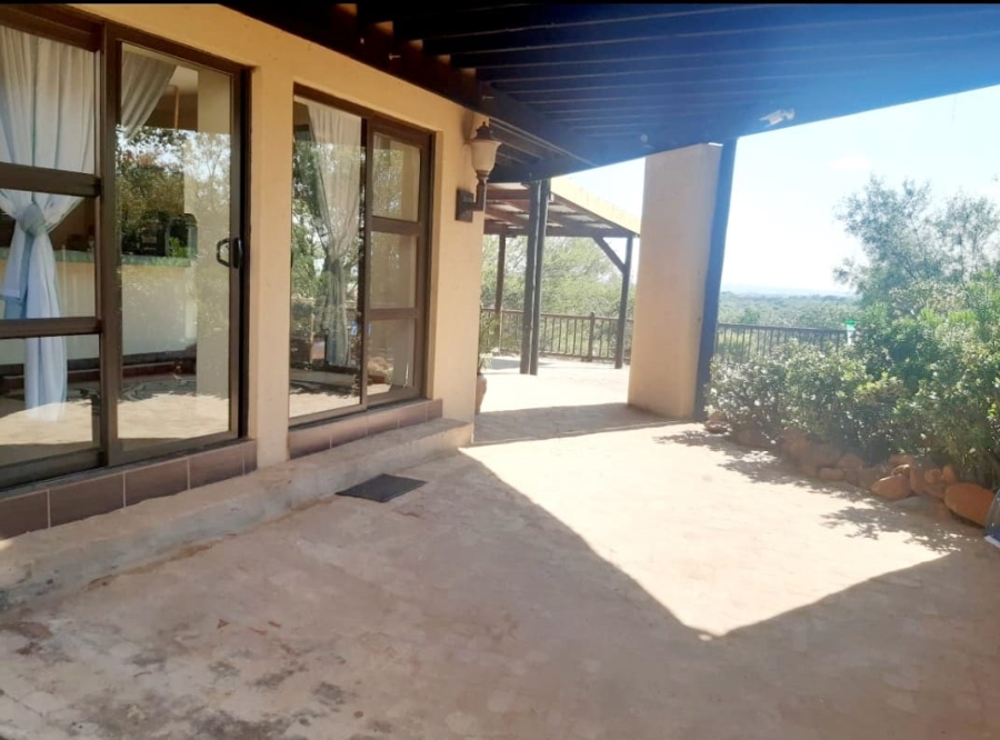 5 Bedroom Property for Sale in Roodeplaat Gauteng