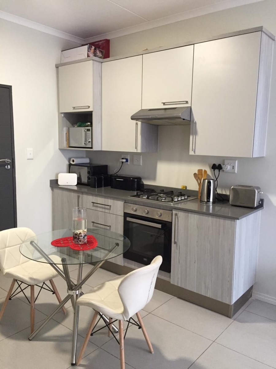 1 Bedroom Property for Sale in Carlswald Gauteng