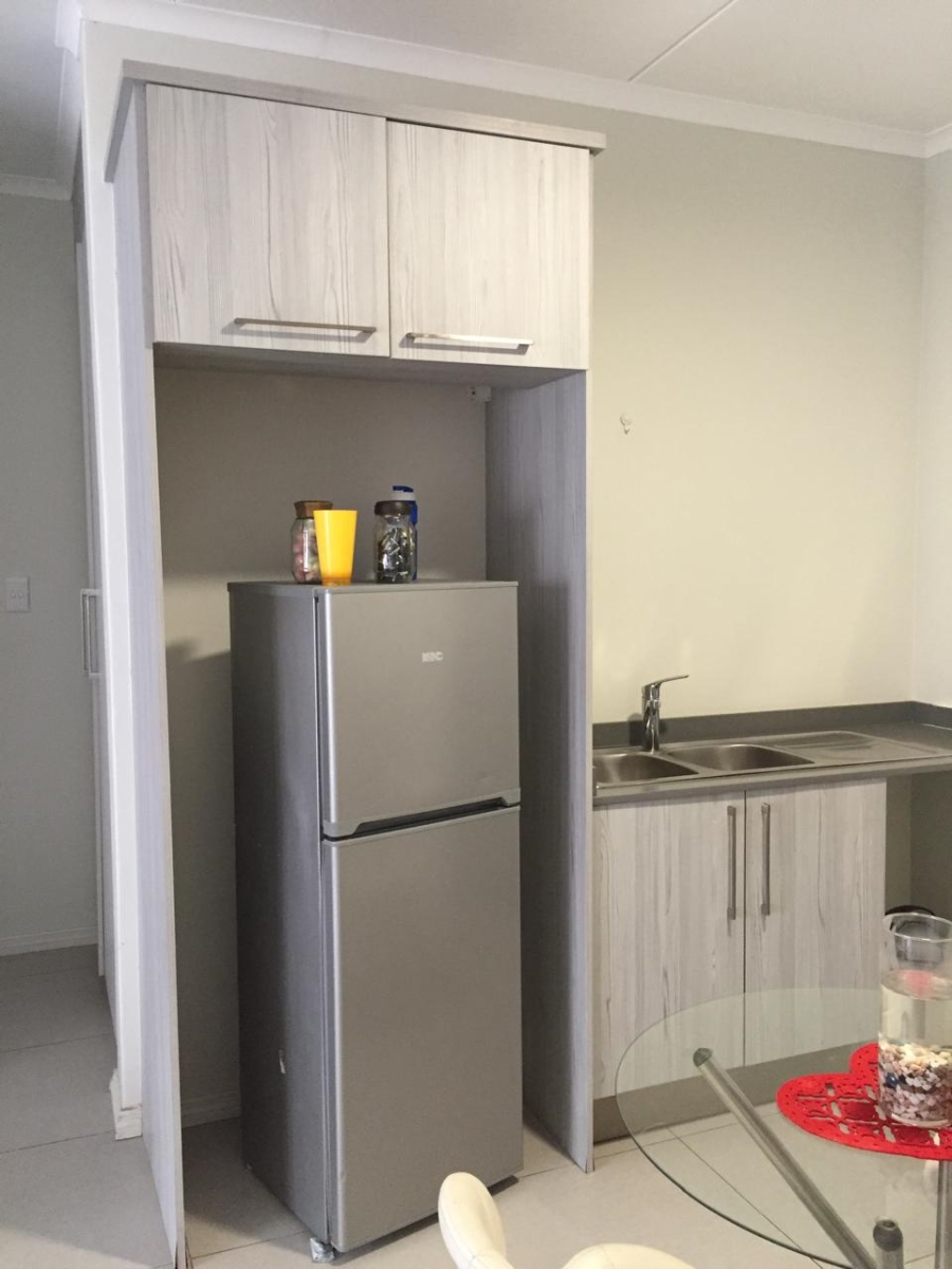 1 Bedroom Property for Sale in Carlswald Gauteng