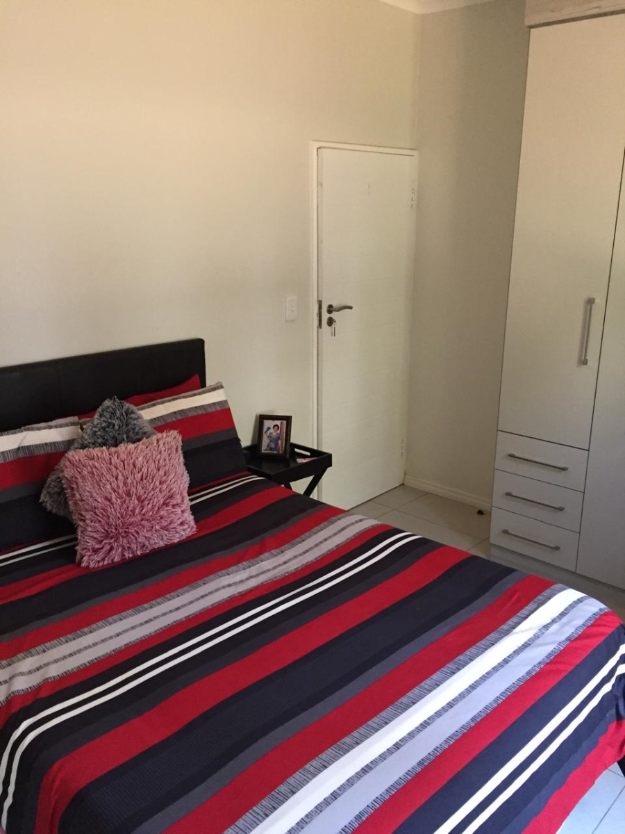 1 Bedroom Property for Sale in Carlswald Gauteng