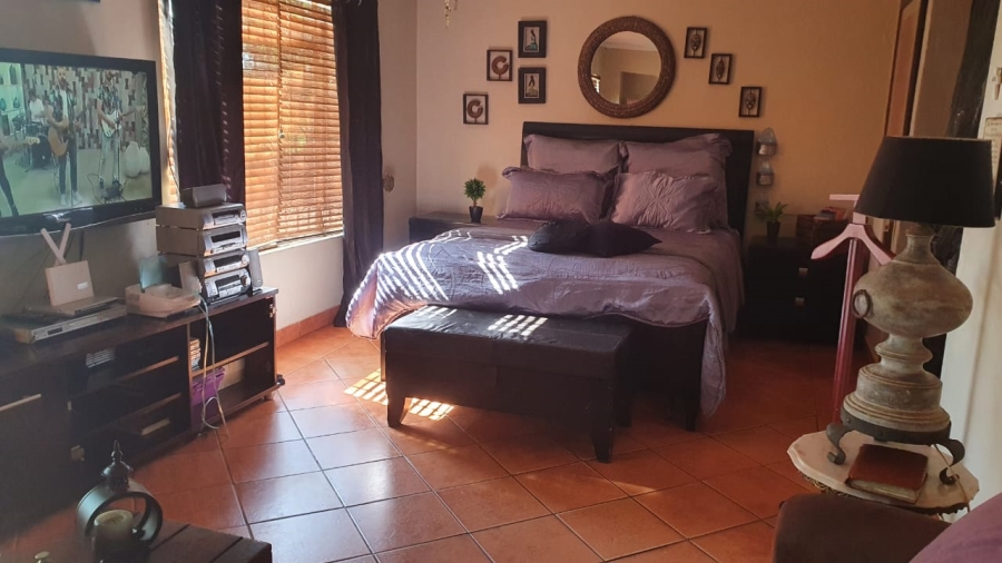 4 Bedroom Property for Sale in Pretoria North Gauteng