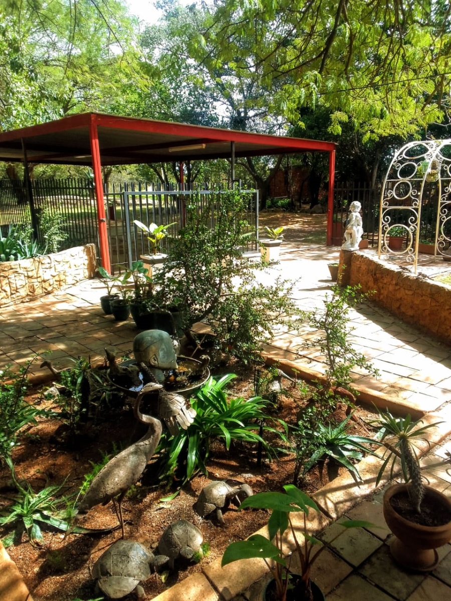 4 Bedroom Property for Sale in Pretoria North Gauteng