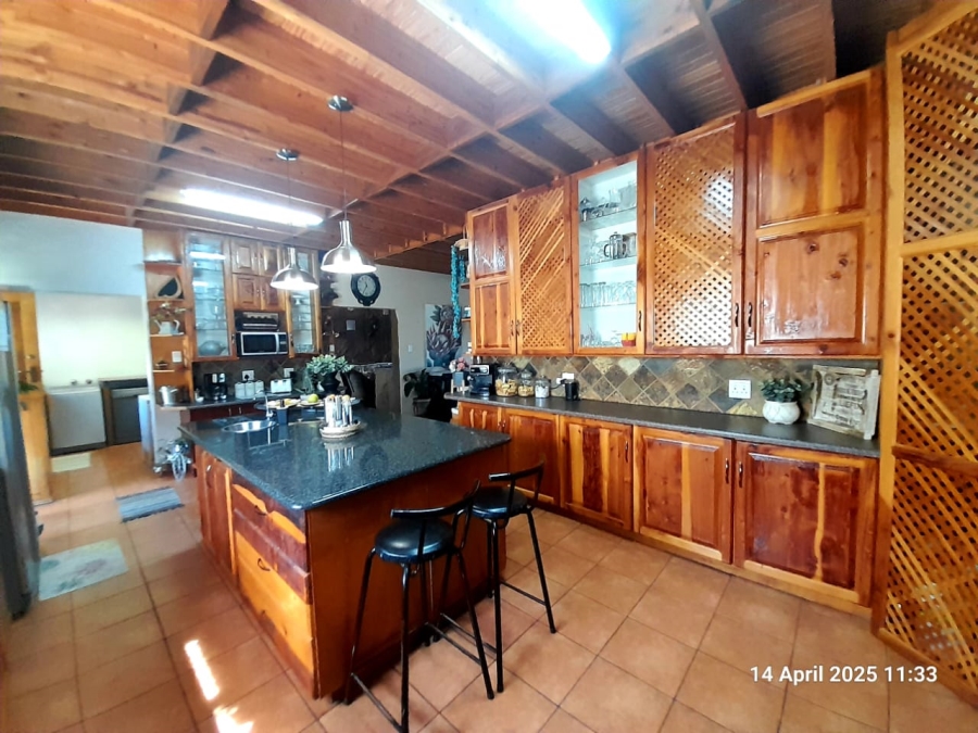 5 Bedroom Property for Sale in Roodeplaat Gauteng