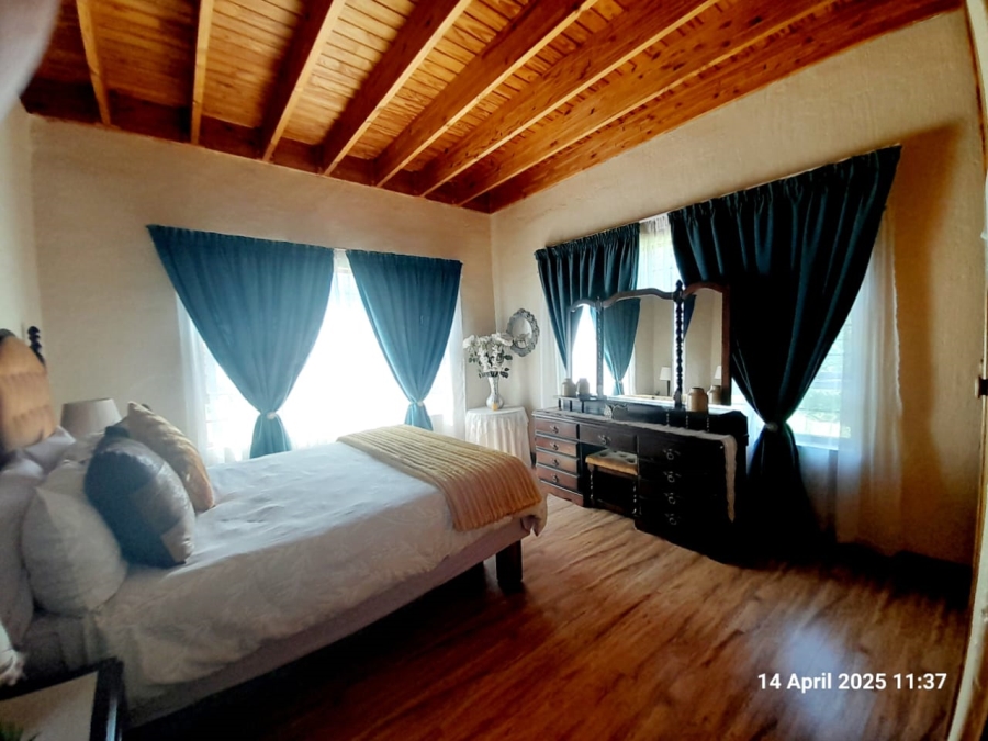5 Bedroom Property for Sale in Roodeplaat Gauteng
