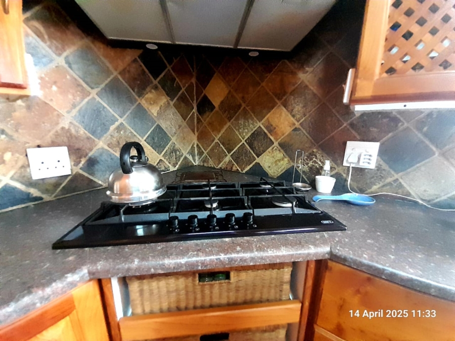 5 Bedroom Property for Sale in Roodeplaat Gauteng