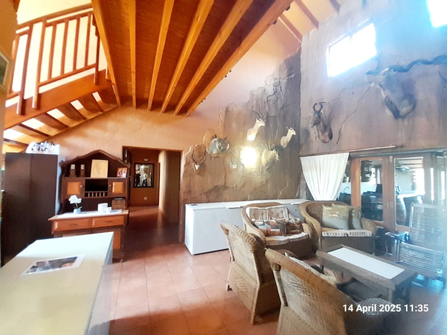 5 Bedroom Property for Sale in Roodeplaat Gauteng