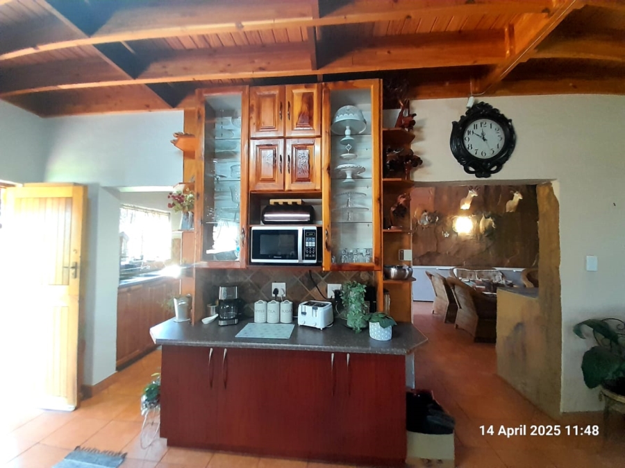 5 Bedroom Property for Sale in Roodeplaat Gauteng