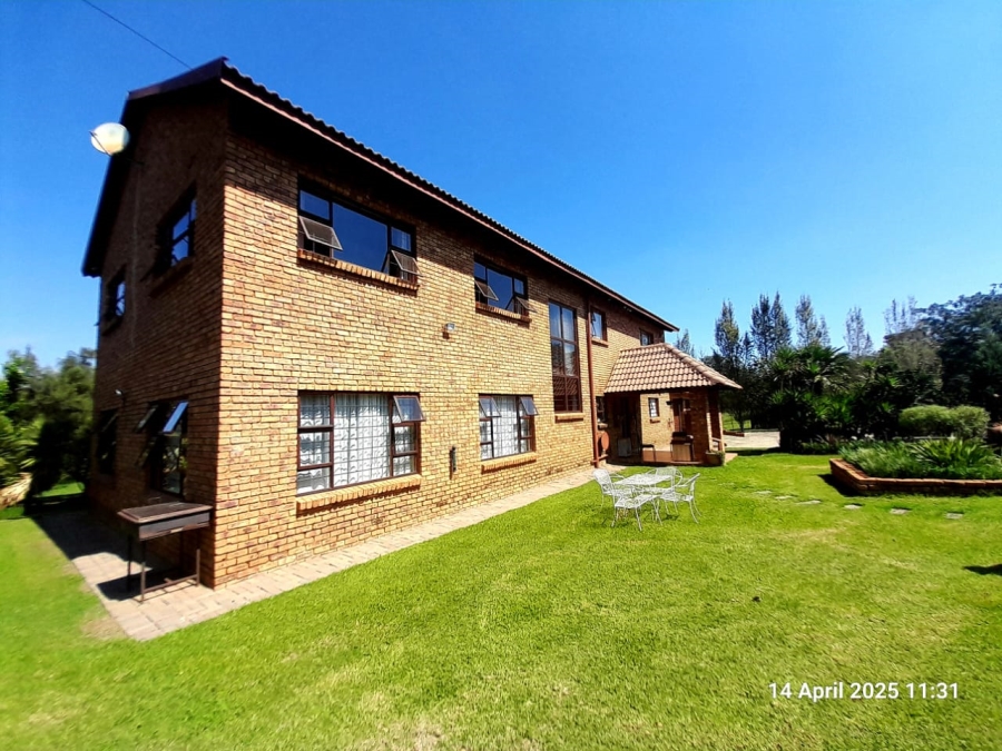 5 Bedroom Property for Sale in Roodeplaat Gauteng