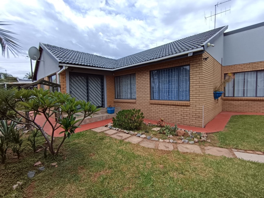 3 Bedroom Property for Sale in Montana Park Gauteng