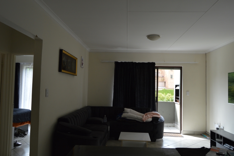 2 Bedroom Property for Sale in Helderkruin Gauteng