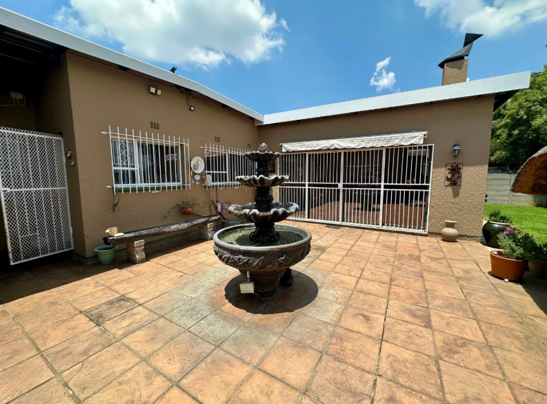 3 Bedroom Property for Sale in Parkrand Gauteng