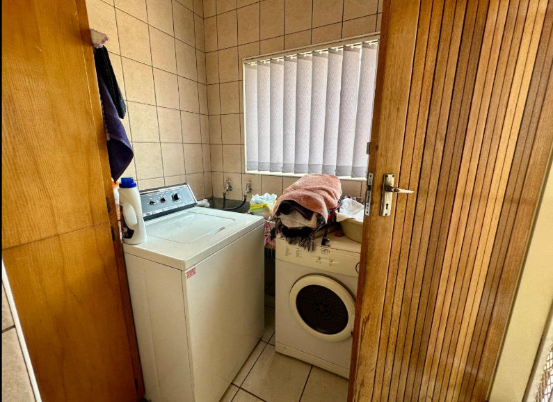 3 Bedroom Property for Sale in Parkrand Gauteng