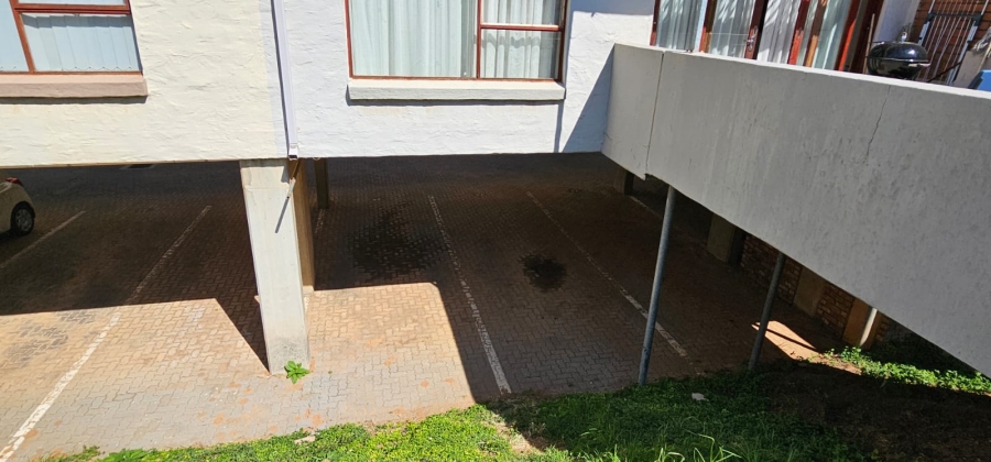 2 Bedroom Property for Sale in Carlswald Gauteng