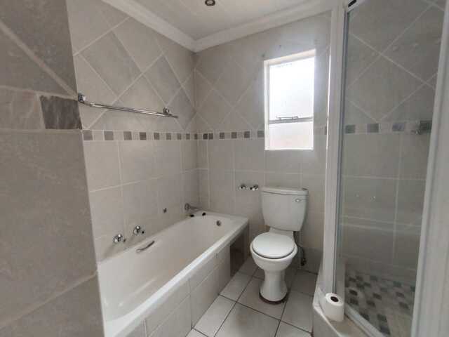 2 Bedroom Property for Sale in Vanderbijlpark SW 5 Gauteng