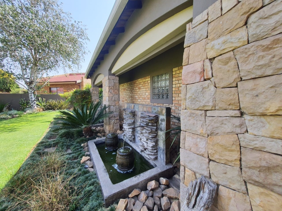 4 Bedroom Property for Sale in Vanderbijlpark SE 4 Gauteng