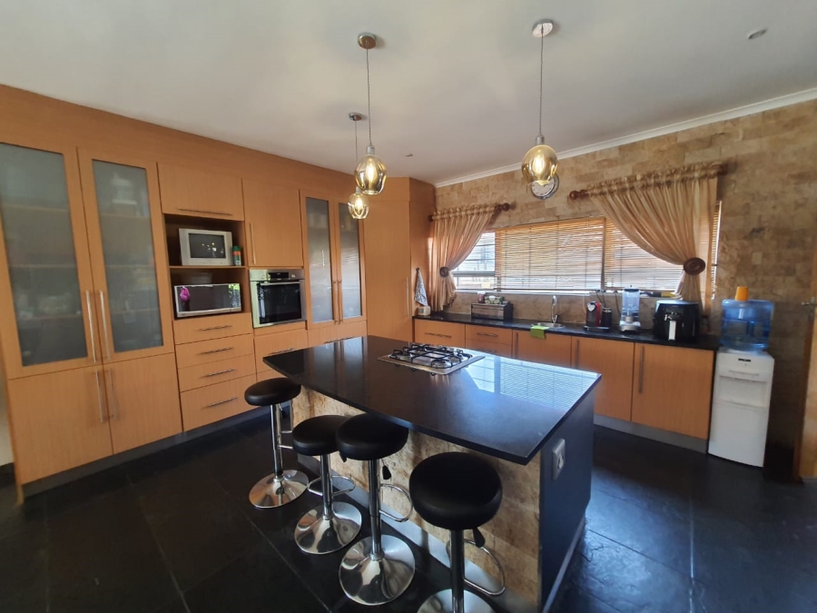 4 Bedroom Property for Sale in Vanderbijlpark SE 4 Gauteng