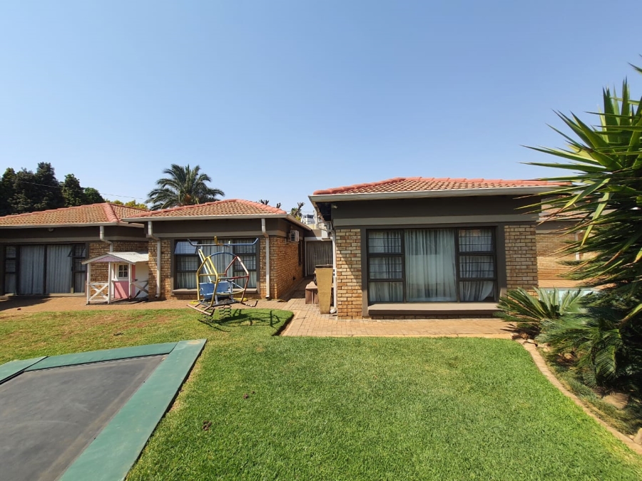 4 Bedroom Property for Sale in Vanderbijlpark SE 4 Gauteng