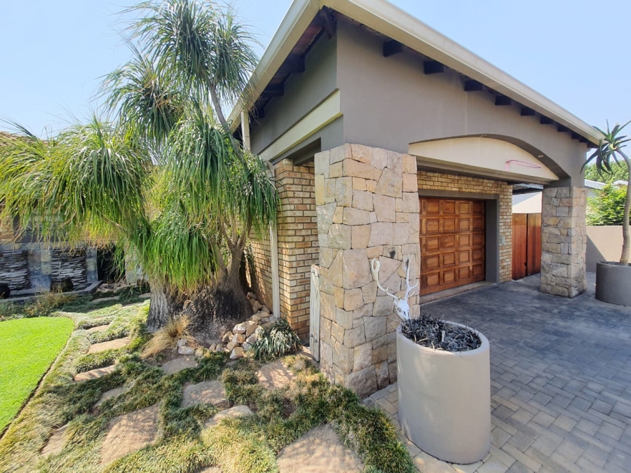 4 Bedroom Property for Sale in Vanderbijlpark SE 4 Gauteng