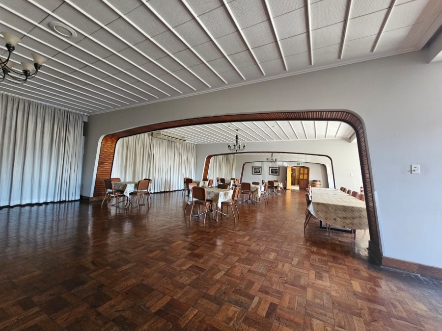 Commercial Property for Sale in Vanderbijlpark Cw 6 Gauteng