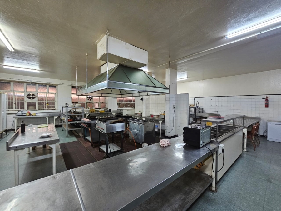 Commercial Property for Sale in Vanderbijlpark Cw 6 Gauteng