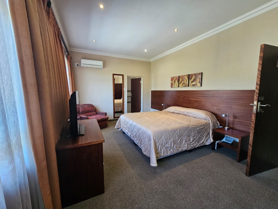 Commercial Property for Sale in Vanderbijlpark Cw 6 Gauteng