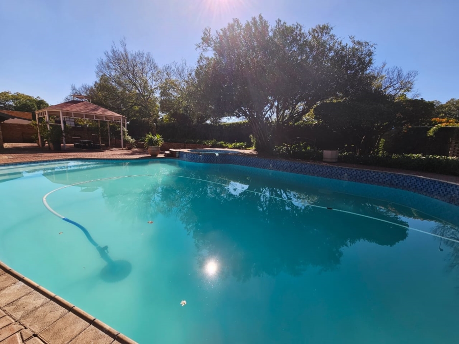 Commercial Property for Sale in Vanderbijlpark Cw 6 Gauteng