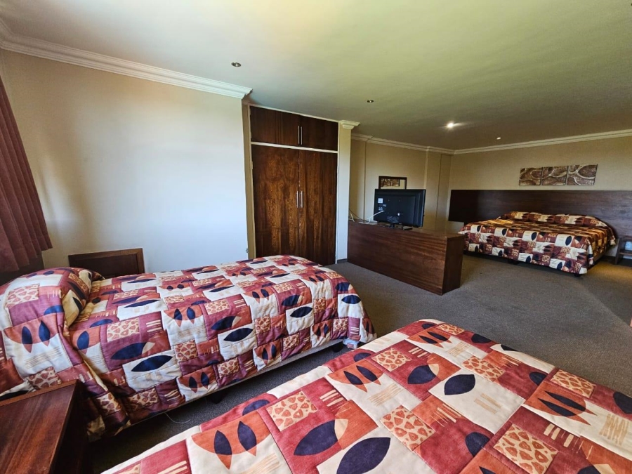 Commercial Property for Sale in Vanderbijlpark Cw 6 Gauteng