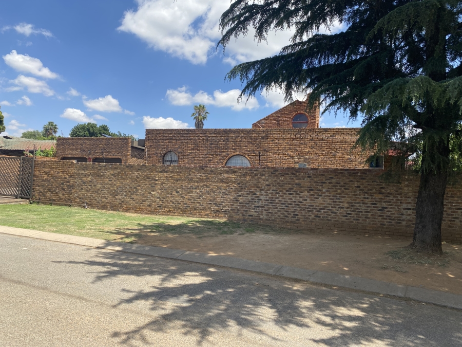 4 Bedroom Property for Sale in  Dalpark Ext 11 Gauteng