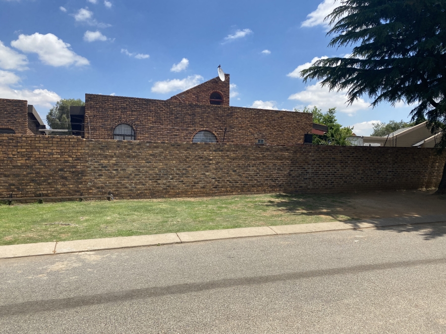 4 Bedroom Property for Sale in  Dalpark Ext 11 Gauteng