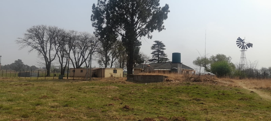 5 Bedroom Property for Sale in Witkop Gauteng