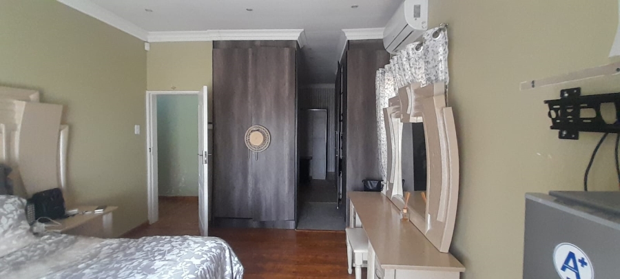 5 Bedroom Property for Sale in Witkop Gauteng
