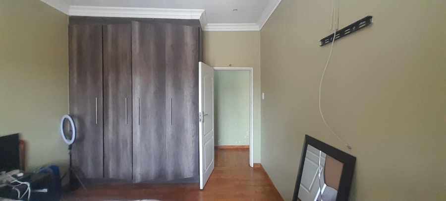 5 Bedroom Property for Sale in Witkop Gauteng