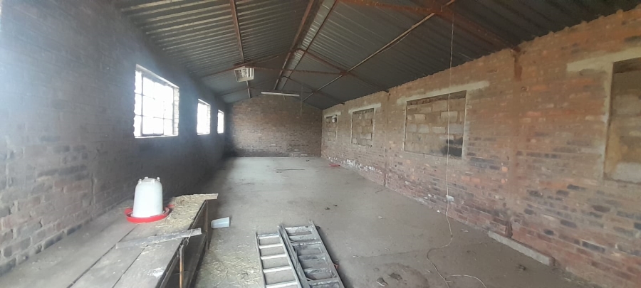 5 Bedroom Property for Sale in Witkop Gauteng