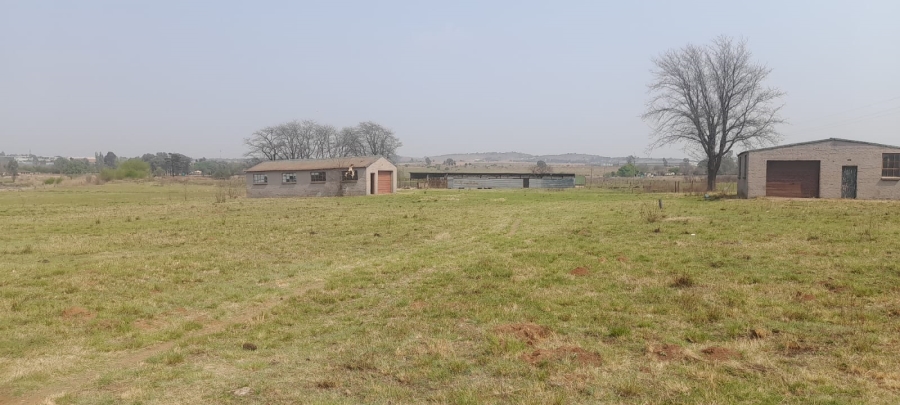 5 Bedroom Property for Sale in Witkop Gauteng